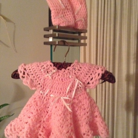 Beautiful crochet dress and leg warmers - Picture 5 of 5